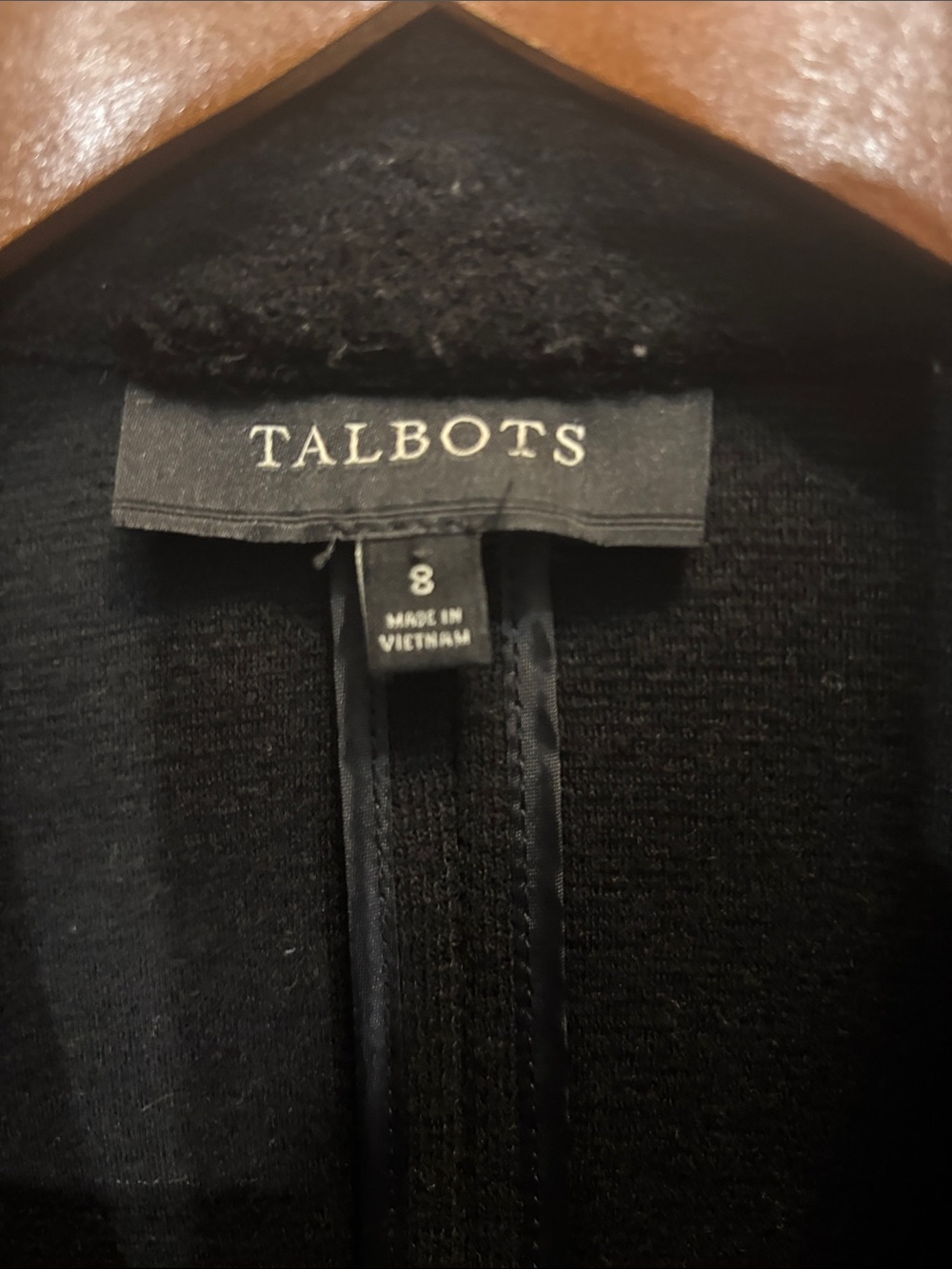 Talbots Black Mixed Media Two Button Tailored Women's Blazer Jacket Size 8 EUC - Picture 2 of 7